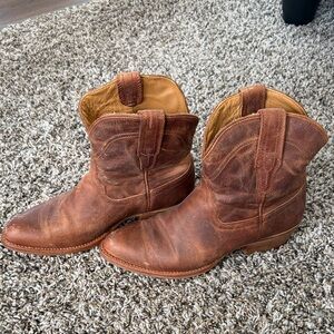 Tecovas Brown Ankle Boots